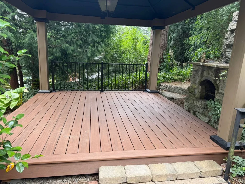 Decks photo 20