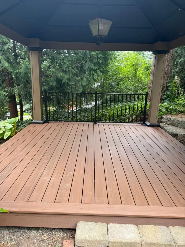 Decks photo 17